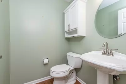 2896 Falling Waters Lane, Lindenhurst, IL 60046 - Photo 13