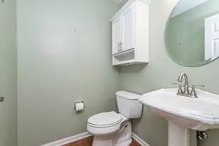 2896 Falling Waters Ln, Lindenhurst, IL 60046 - Photo 13