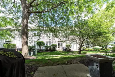 2896 Falling Waters Lane, Lindenhurst, IL 60046 - Photo 35
