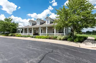 2896 Falling Waters Ln, Lindenhurst, IL 60046 - Photo 31
