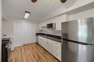7604 Bristol Ln, Hanover Park, IL 60133 - Photo 3