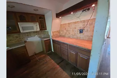 8506 Riley Road, Wonder Lake, IL 60097 - Photo 7
