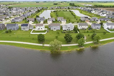 311 Bradford Avenue, Savoy, IL 61874 - Photo 5