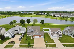 311 Bradford Ave, Savoy, IL 61874 - Photo 3