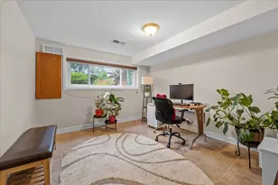 7615 Arcadia St, Morton Grove, IL 60053 - Photo 23