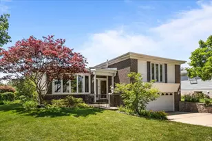 7615 Arcadia St, Morton Grove, IL 60053 - Photo 1