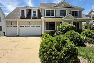 125 Goldenrod Dr, Sugar Grove, IL 60554 - Photo 1