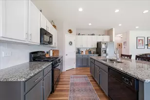 21228 Coventry Cir, Shorewood, IL 60404 - Photo 11