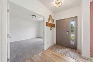 21228 Coventry Cir, Shorewood, IL 60404 - Photo 5