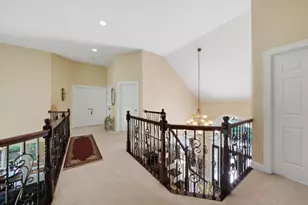 1108 Chadwick Ct, Aurora, IL 60502 - Photo 5