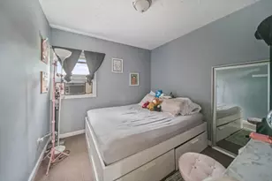336 St Charles St, Elgin, IL 60120 - Photo 9