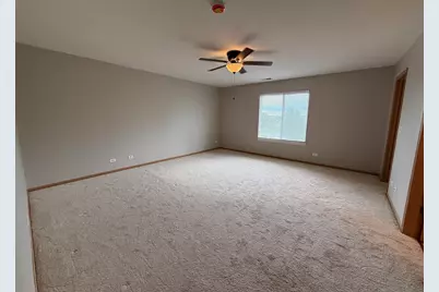 591 W Kristina Lane, Round Lake, IL 60073 - Photo 9