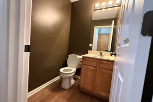 591 W Kristina Ln, Round Lake, IL 60073 - Photo 13