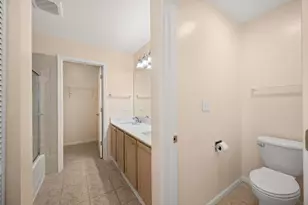 2470 Fairchild Ln, West Chicago, IL 60185 - Photo 19