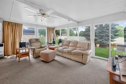 633 Emmert Drive, Sycamore, IL 60178 - Photo 13