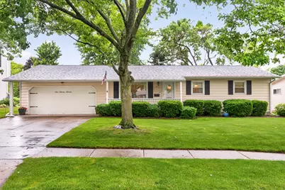 633 Emmert Drive, Sycamore, IL 60178 - Photo 1