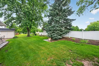 633 Emmert Drive, Sycamore, IL 60178 - Photo 33