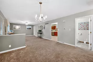 633 Emmert Dr, Sycamore, IL 60178 - Photo 7