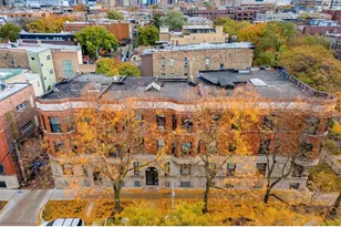 854 W George St, Chicago, IL 60657 - Photo 3