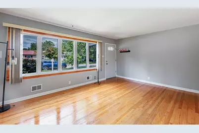 8737 S 51st Avenue, Oak Lawn, IL 60453 - Photo 5