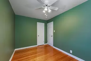 8737 S 51st Ave, Oak Lawn, IL 60453 - Photo 13