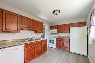 8737 S 51st Ave, Oak Lawn, IL 60453 - Photo 9