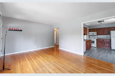 8737 S 51st Avenue, Oak Lawn, IL 60453 - Photo 7