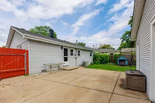 8737 S 51st Ave, Oak Lawn, IL 60453 - Photo 23