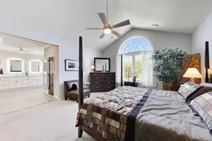 1281 S Falcon Dr, Palatine, IL 60067 - Photo 15