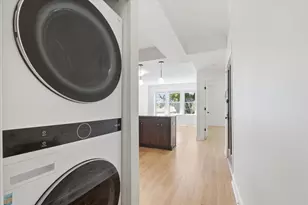 2152 W Ainslie St, Chicago, IL 60625 - Photo 9
