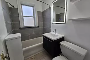 6545 N Francisco Ave, Chicago, IL 60645 - Photo 11