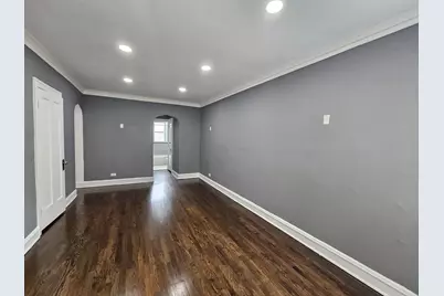 6545 N Francisco Avenue #2B, Chicago, IL 60645 - Photo 5