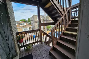 6545 N Francisco Ave, Chicago, IL 60645 - Photo 15