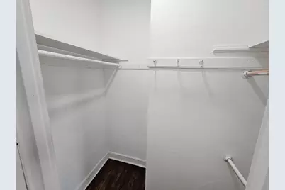 6545 N Francisco Avenue #2B, Chicago, IL 60645 - Photo 3