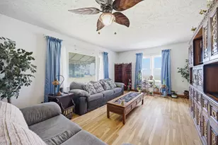 209 S Broadway, Hoffman, IL 62250 - Photo 7