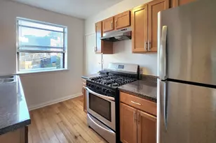 3217 W Diversey Ave, Chicago, IL 60647 - Photo 3