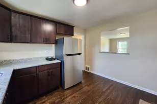 4263 W Nelson St, Chicago, IL 60641 - Photo 11