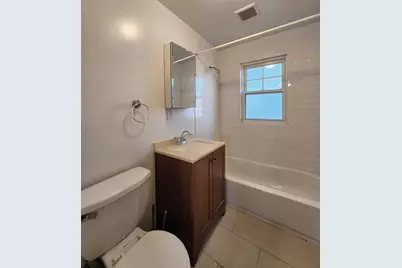 4257 W Nelson Street #2, Chicago, IL 60641 - Photo 3