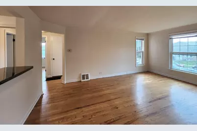 4257 W Nelson Street #2, Chicago, IL 60641 - Photo 7