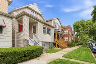 2446 W Pensacola Ave, Chicago, IL 60618 - Photo 27