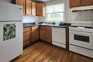 4231 W Nelson St, Chicago, IL 60641 - Photo 3