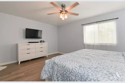 902 Ashley Court, Westmont, IL 60559 - Photo 19