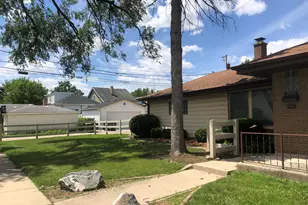 3246 Oak Ave, Brookfield, IL 60513 - Photo 3