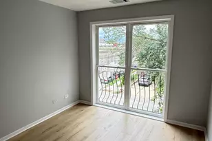 341 W 24th St, Chicago, IL 60616 - Photo 7