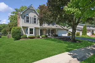 925 Manchester St, Naperville, IL 60563 - Photo 1