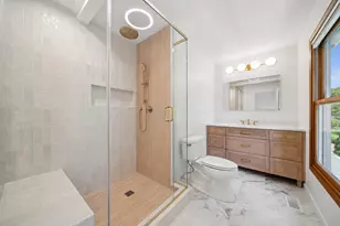 925 Manchester St, Naperville, IL 60563 - Photo 15