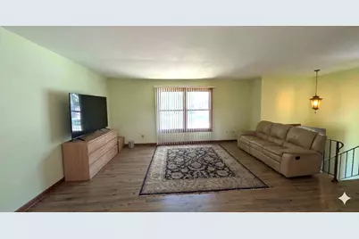 11 Marquette Place, Buffalo Grove, IL 60089 - Photo 3