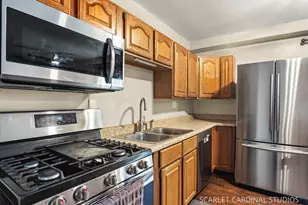 8 Dolphin Ct, Oswego, IL 60543 - Photo 9