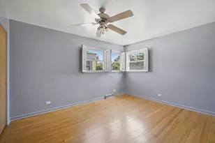 905 Long Rd, Glenview, IL 60025 - Photo 15