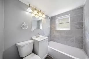 11317 S Carpenter St, Chicago, IL 60643 - Photo 11